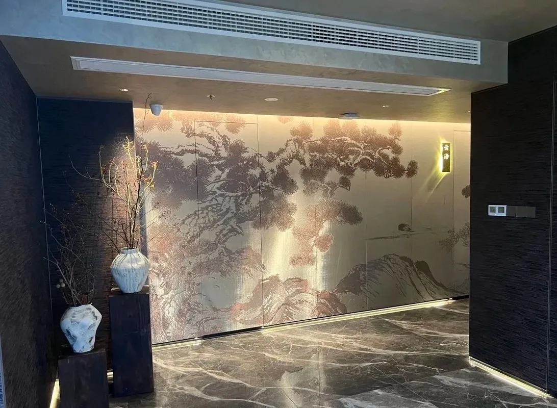 Pl204091924 1 8M Width Metallic Wall Covering Stain Resistant For Superior Wall Protection And Design